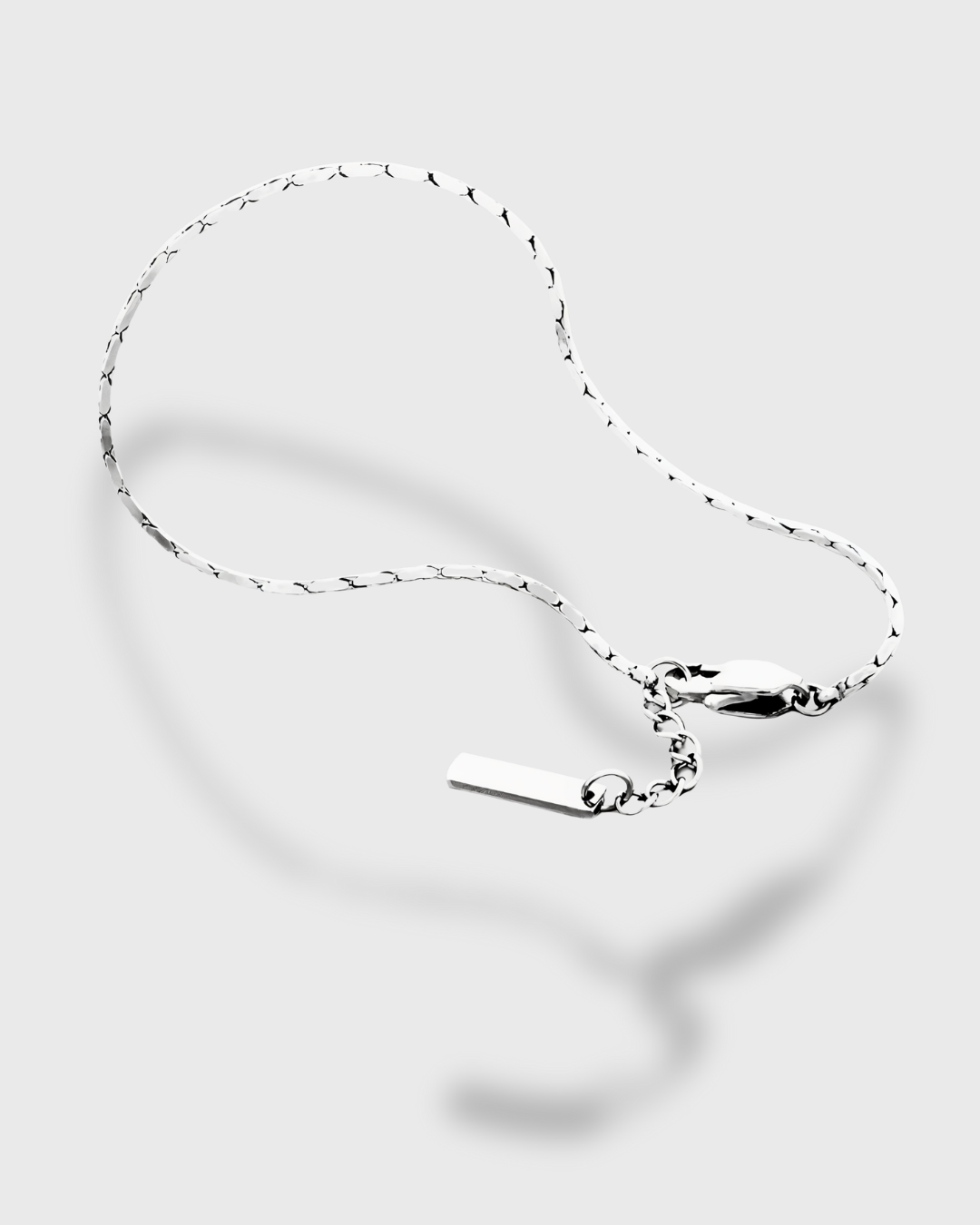 CHRONOVERE – WIRE BRACELET